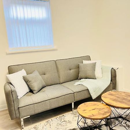 New Fully Furnished Cosy Home Balderton Ngoại thất bức ảnh