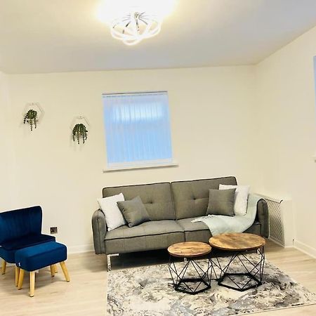 New Fully Furnished Cosy Home Balderton Ngoại thất bức ảnh