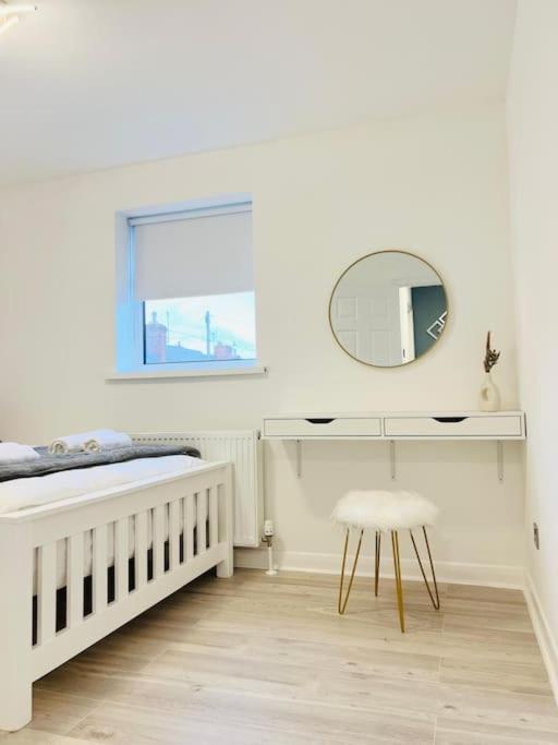 New Fully Furnished Cosy Home Balderton Ngoại thất bức ảnh